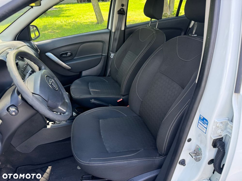 Dacia Sandero 1.2 16V 75 Laureate - 14