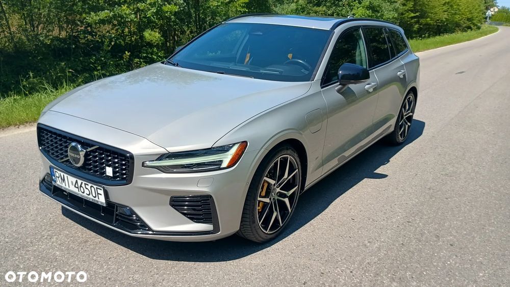 Volvo V60 T8 AWD Plug-In Hybrid Polestar Engineered R-Design - 32