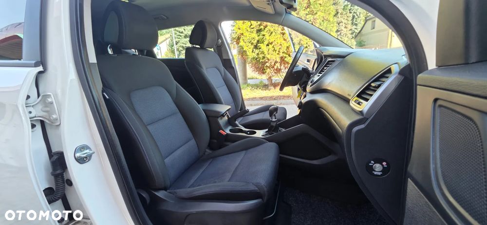 Hyundai Tucson blue 1.6 GDi 2WD Passion - 38