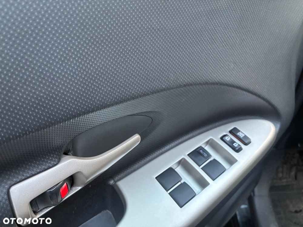 Toyota Urban Cruiser - 12