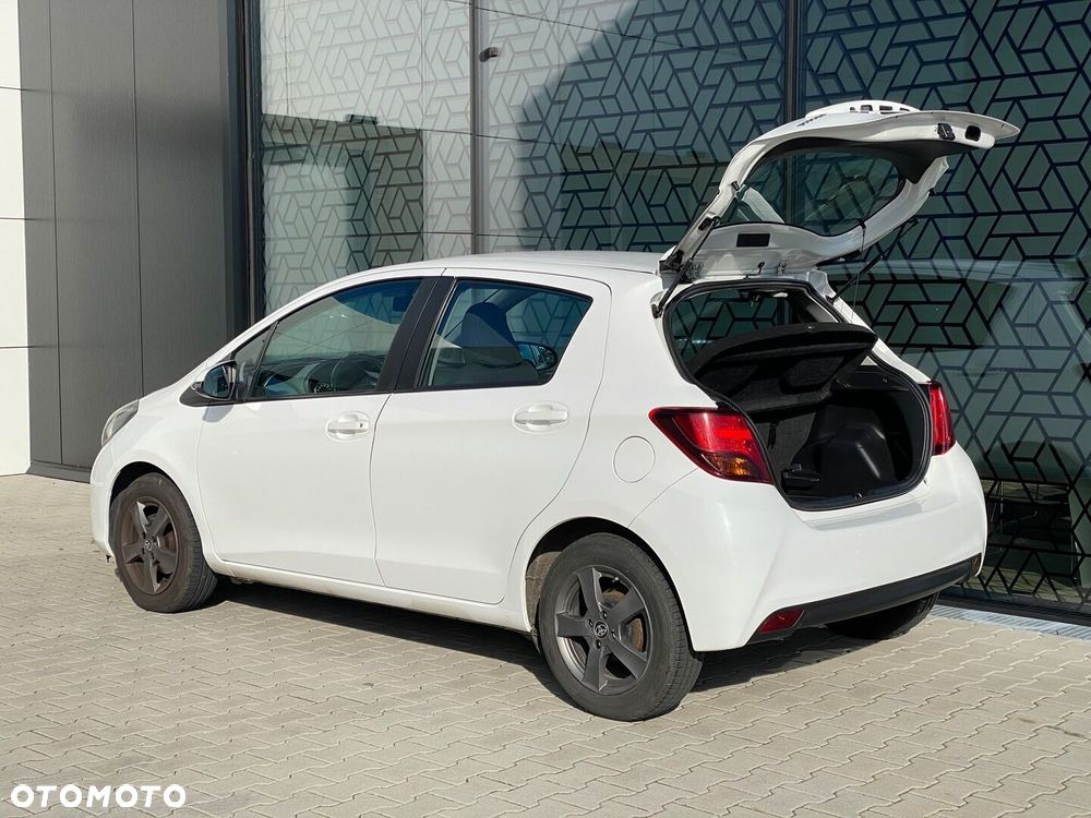 Toyota Yaris - 31