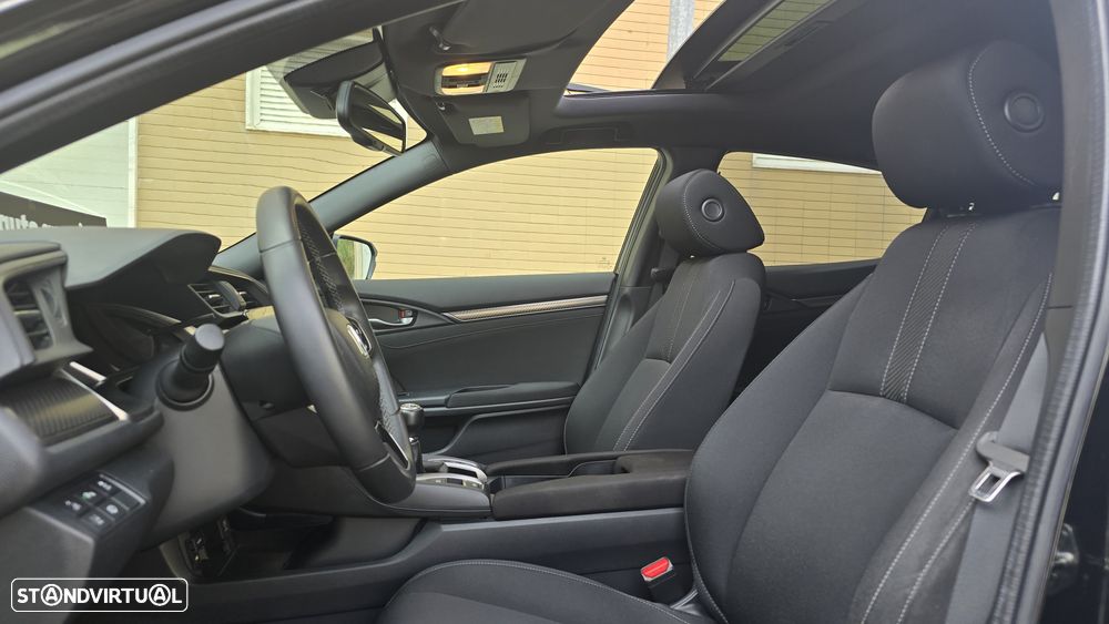 Honda Civic 1.5 i-VTEC Sport Plus - 21