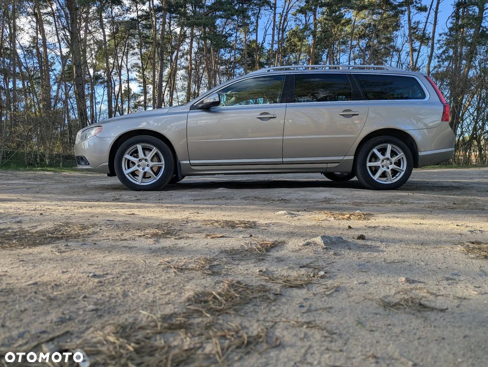 Volvo V70 - 1