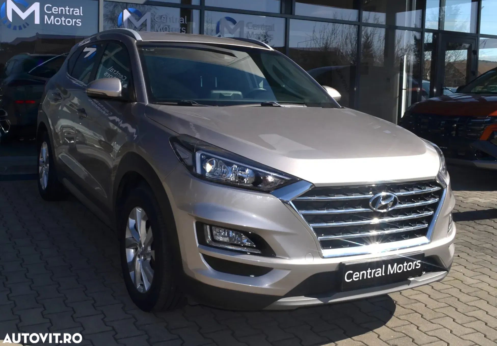 Hyundai Tucson - 1