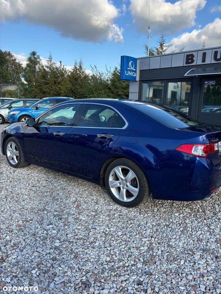 Honda Accord 2.0 Executive Nav - 2