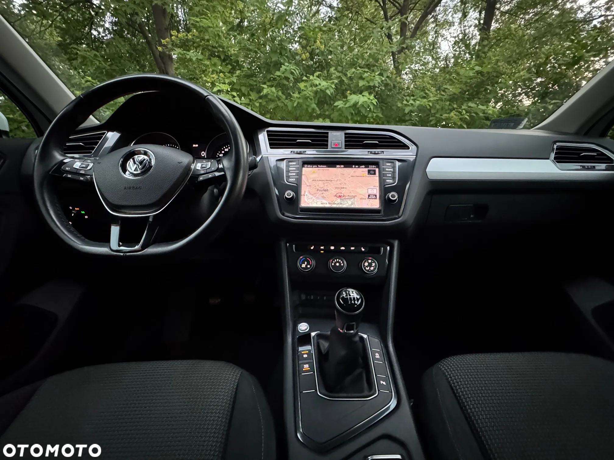 Volkswagen Tiguan 1.4 TSI BMT Trendline - 22