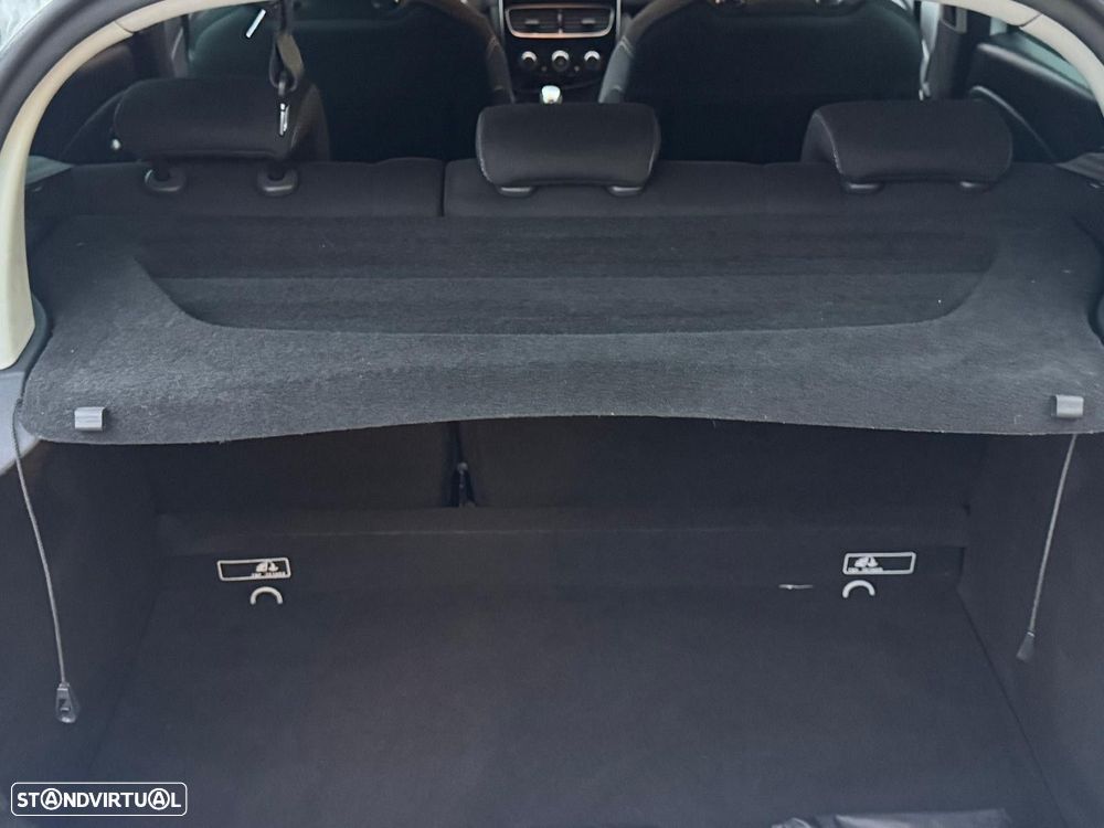 Renault Clio 0.9 TCe Limited Bi-Fuel - 14