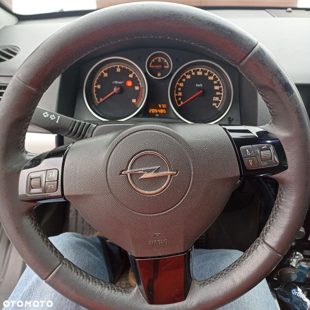 Opel Astra 1.7 CDTI ecoFLEX - 17