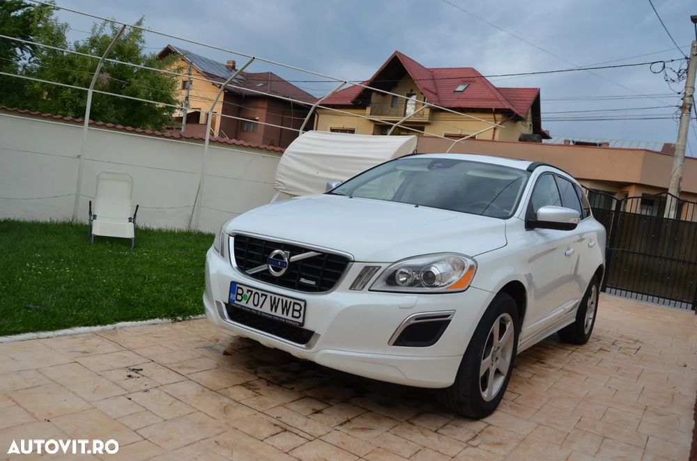 Volvo XC 60 2.4D AWD Aut. RDesign - 4