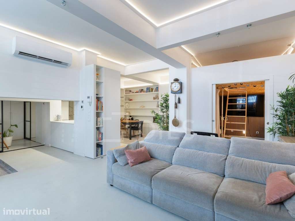 Apartamento T2 em Loft, totalmente renovado na Estrela, Lisboa - Grande imagem: 2/18