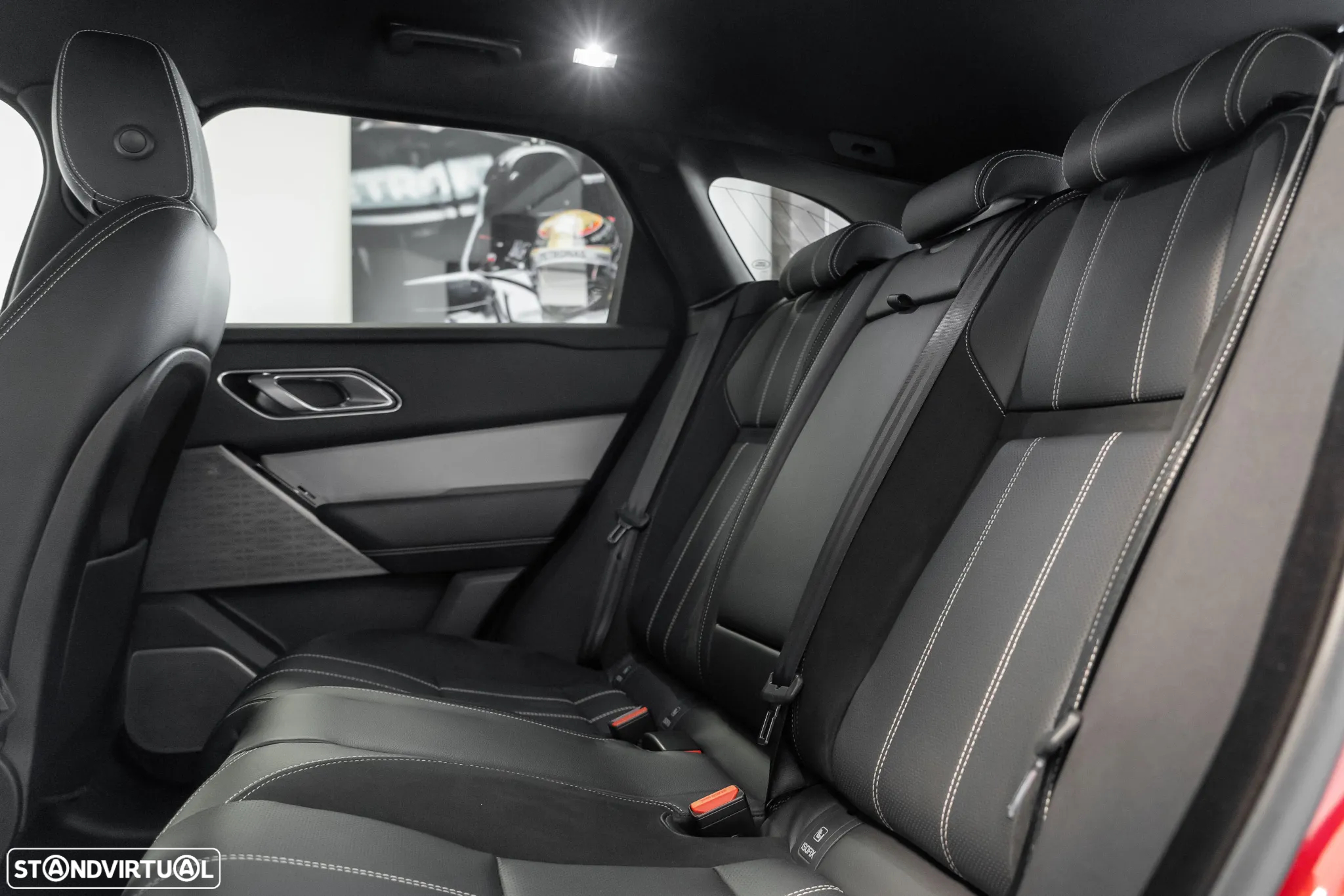 Land Rover Range Rover Velar 2.0 R-Dynamic SE - 13