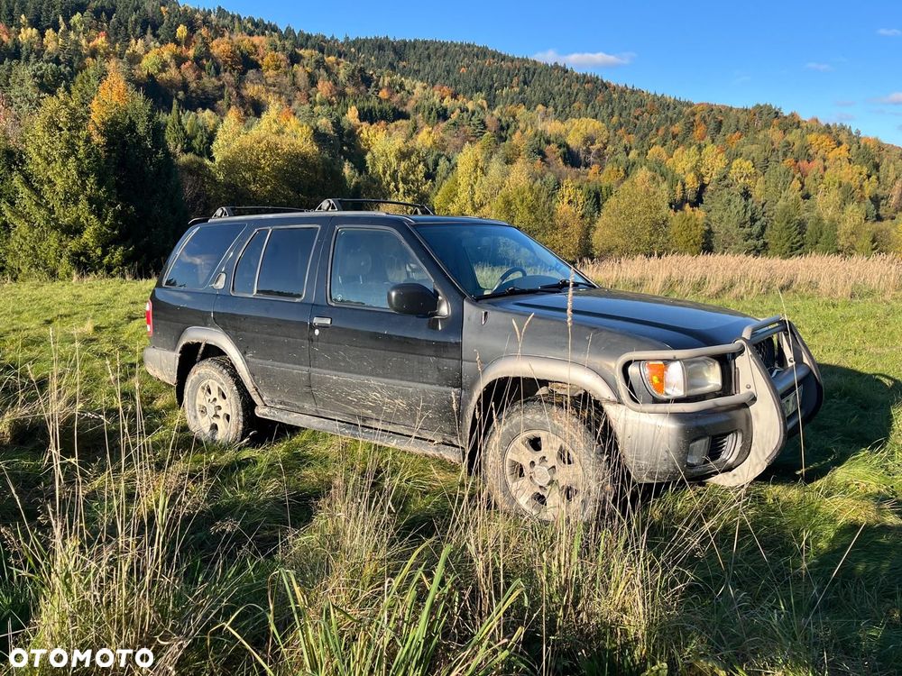 Nissan Pathfinder - 3