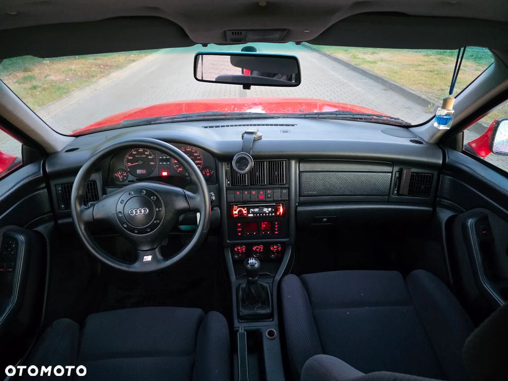 Audi 80 2.6 E - 13