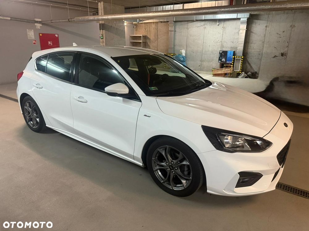 Ford Focus - 1
