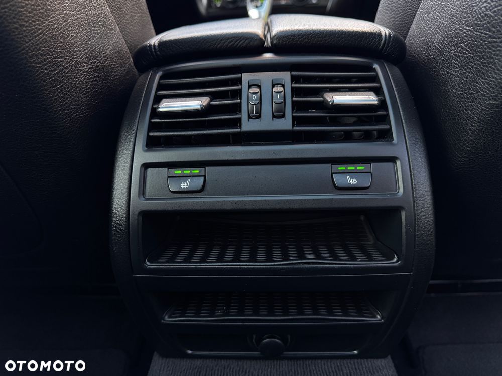 BMW Seria 5 530d xDrive Luxury Line - 6