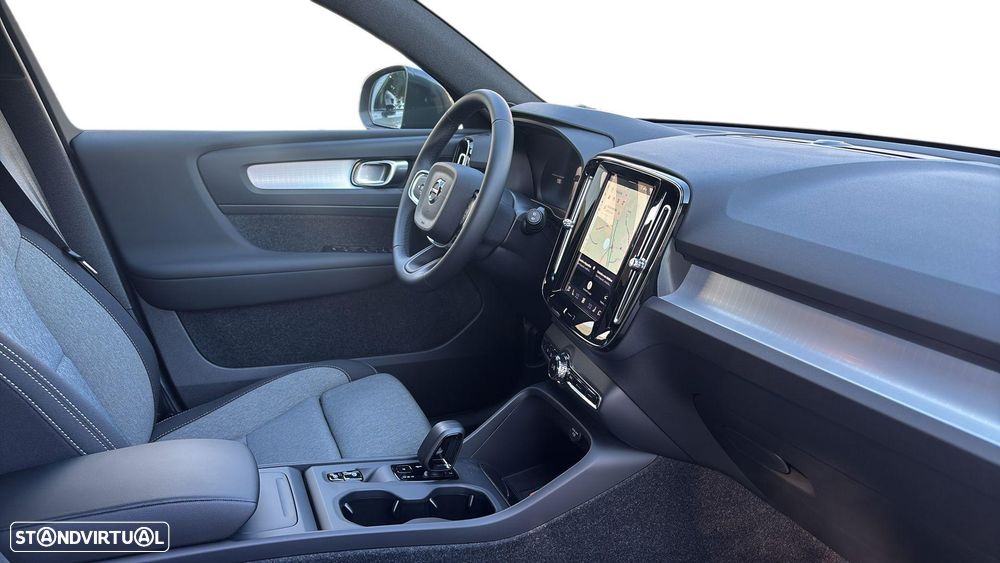 Volvo XC 40 2.0 B3 Core - 4