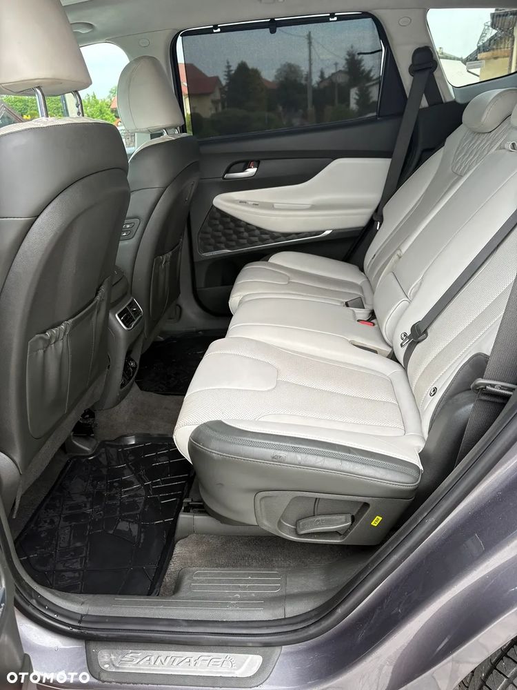 Hyundai Santa Fe 1.6 T-GDI HEV Platinum - 16