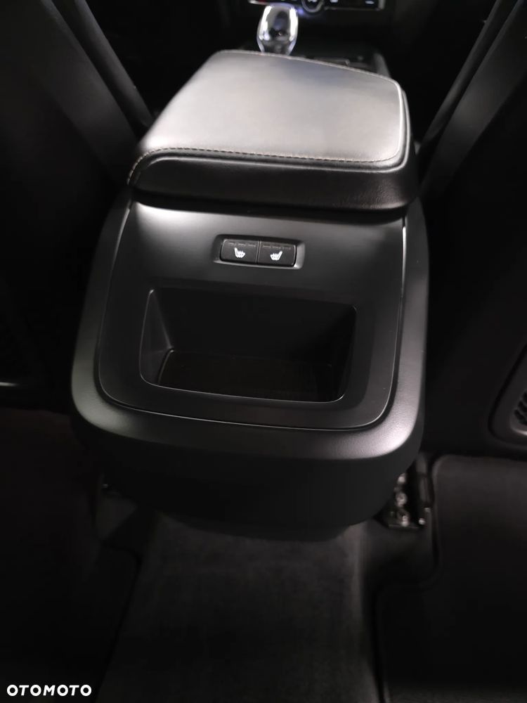 Volvo XC 60 B4 D Geartronic RDesign - 22