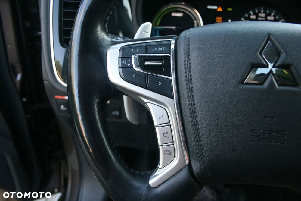 Mitsubishi Outlander Intense + - 28