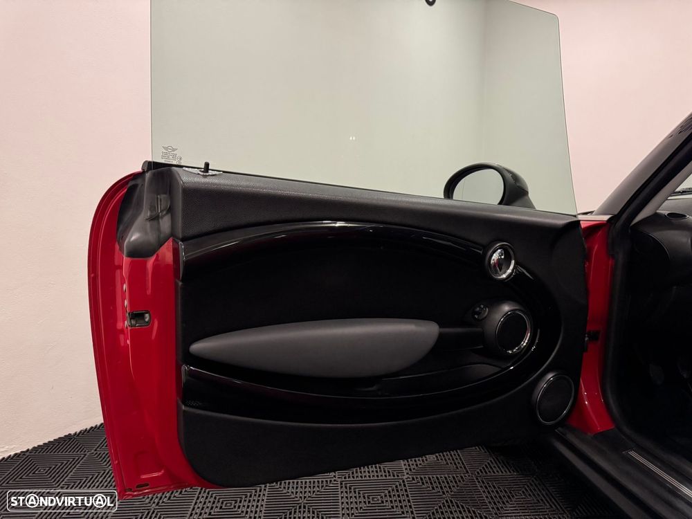 MINI 3 Portas Cooper D - 40