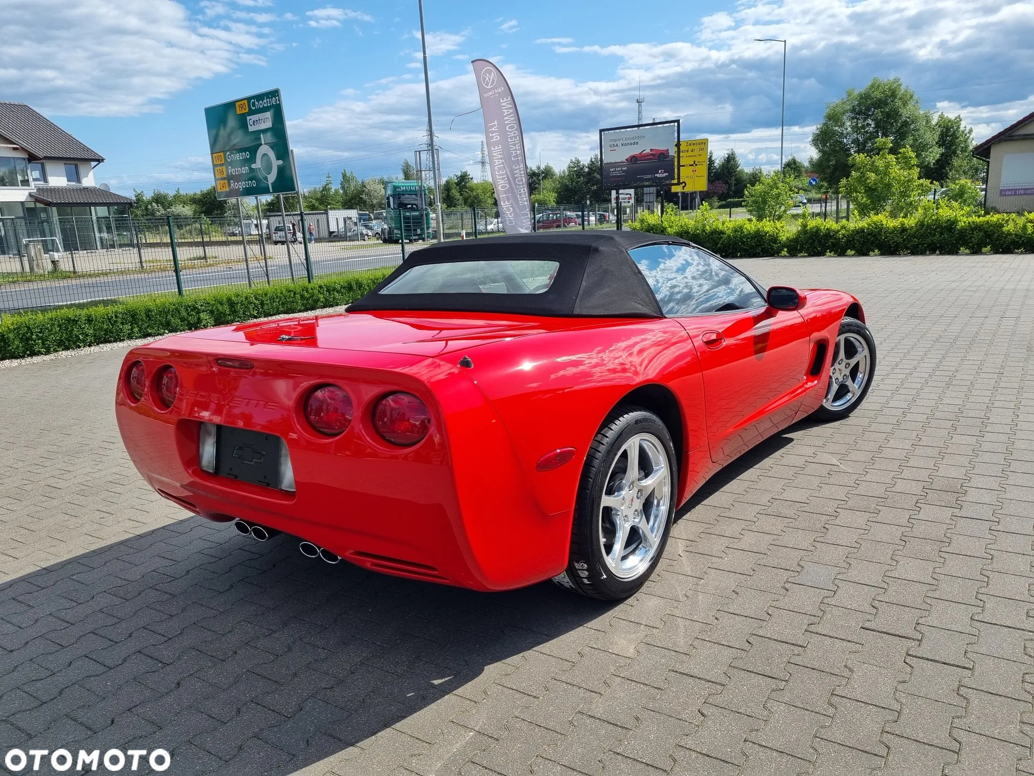 Chevrolet Corvette - 29