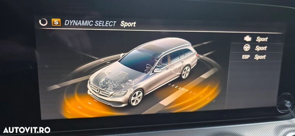 Mercedes-Benz E 220 d 4Matic 9G-TRONIC AMG Line - 35