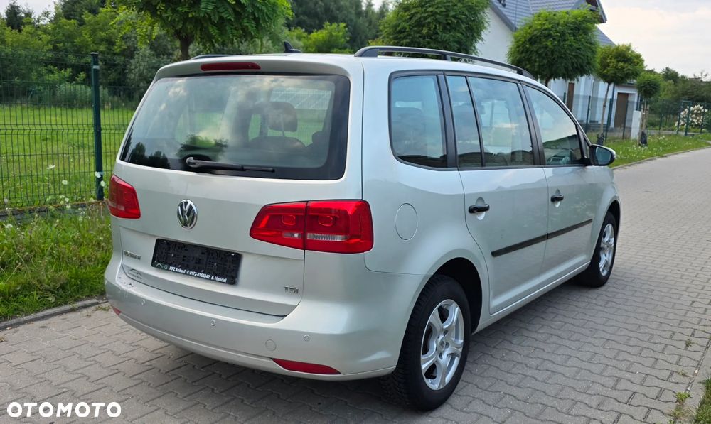 Volkswagen Touran 1.4 TSI DSG MATCH - 10