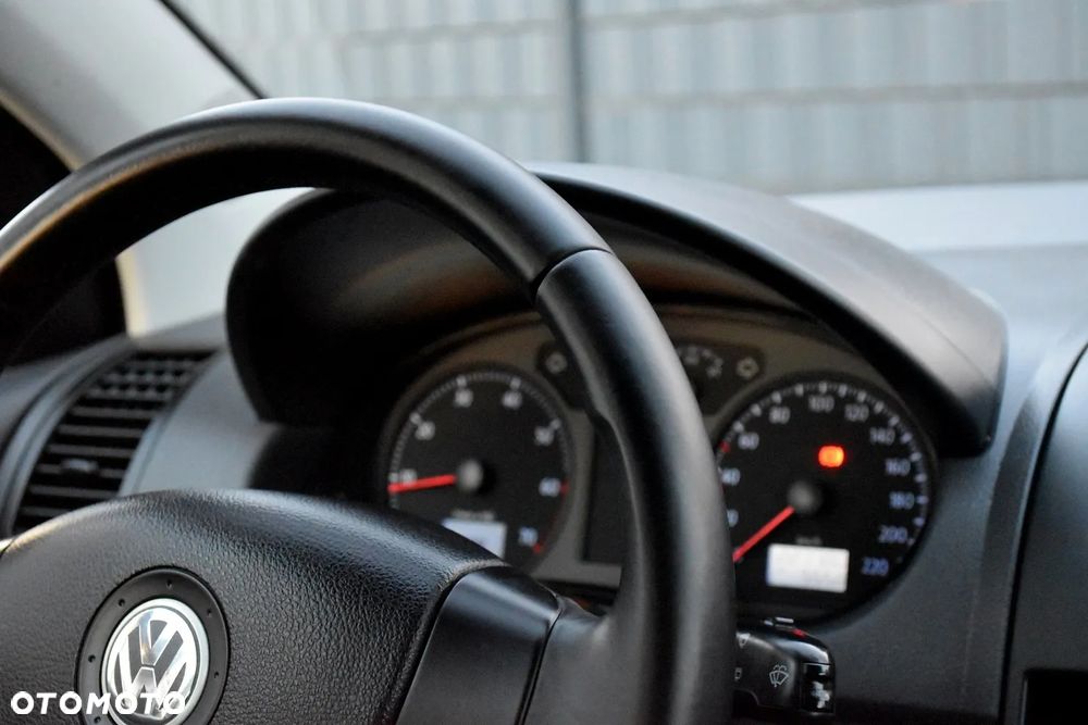 Volkswagen Polo 1.2 Tour Edition - 26