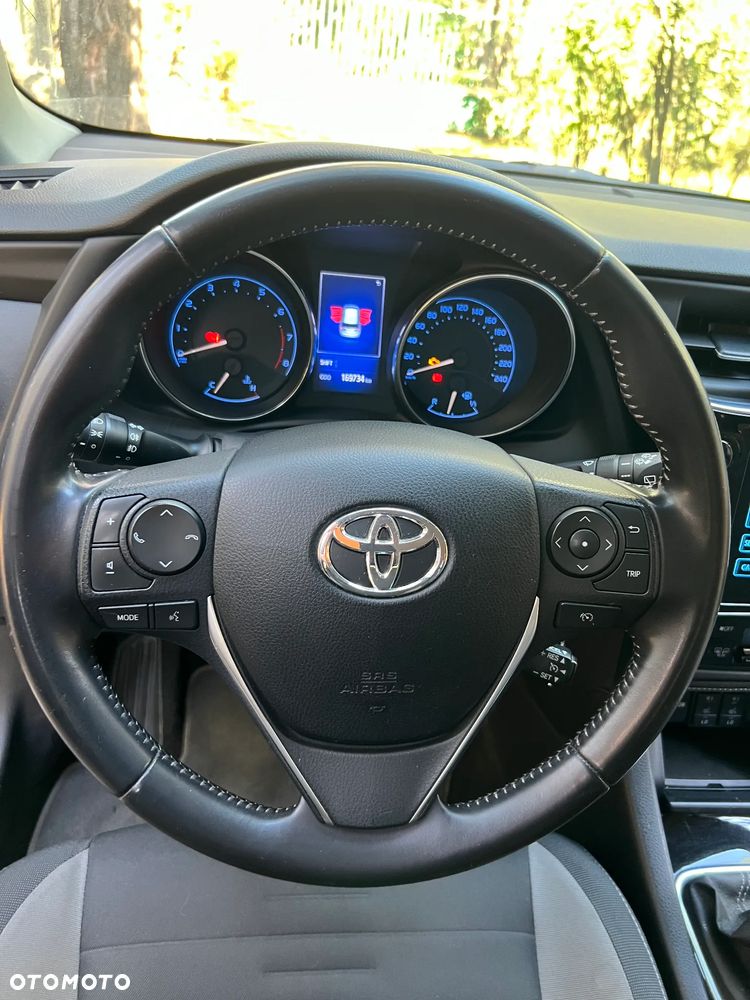 Toyota Auris 1.6 Comfort - 13