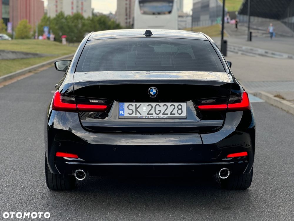 BMW Seria 3 318i - 6