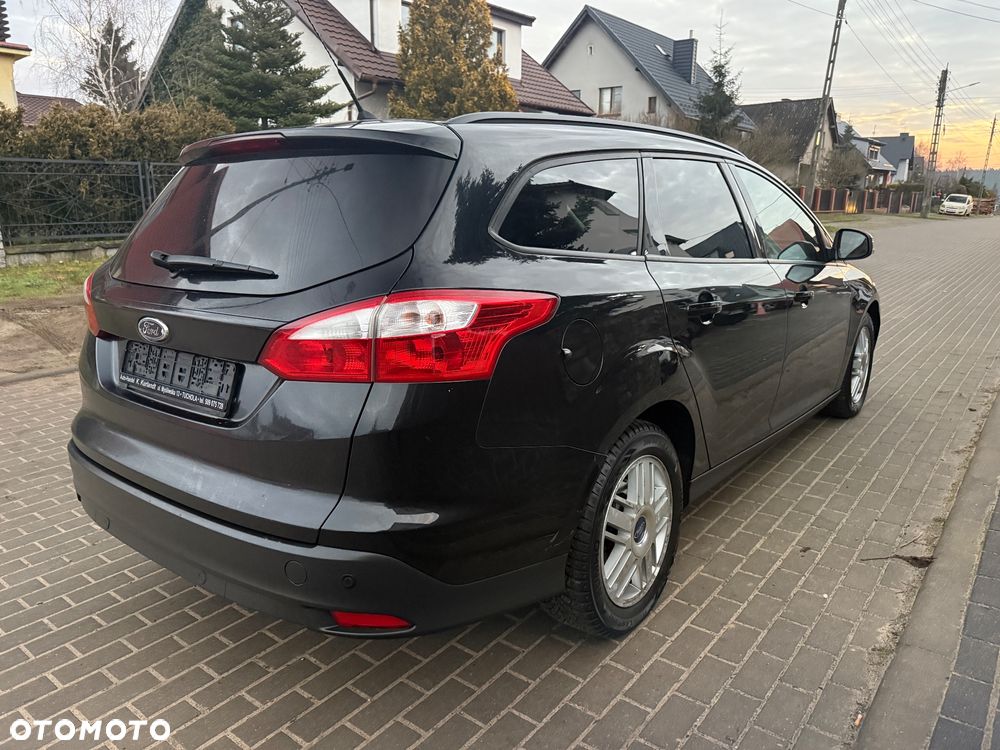 Ford Focus SW 1.6 TDCi DPF Champions Edition - 3