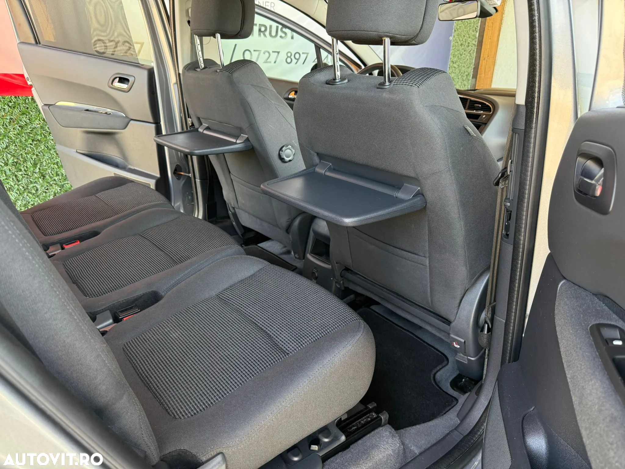Peugeot 5008 HDI 115 Active - 14