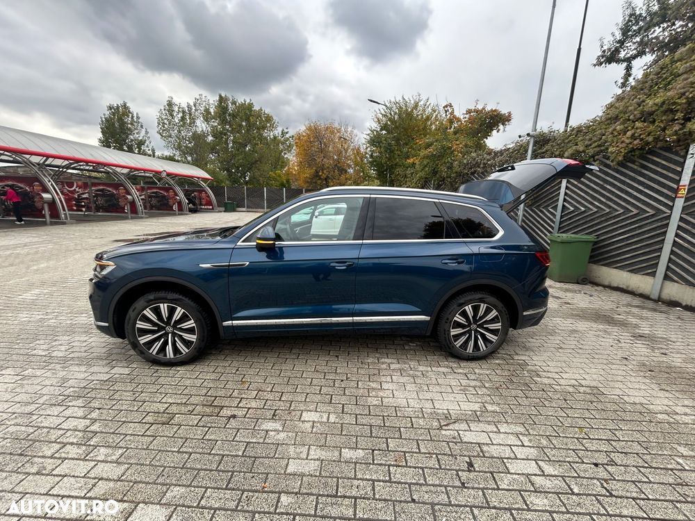 Volkswagen Touareg - 17