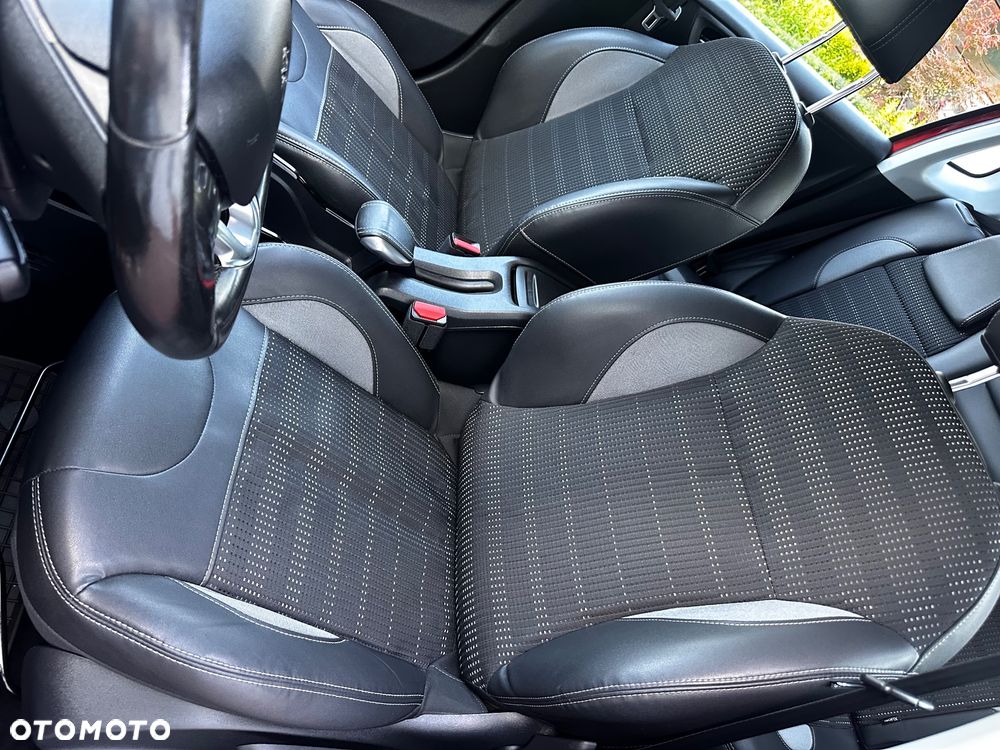 Peugeot 2008 PureTech 82 Allure - 21