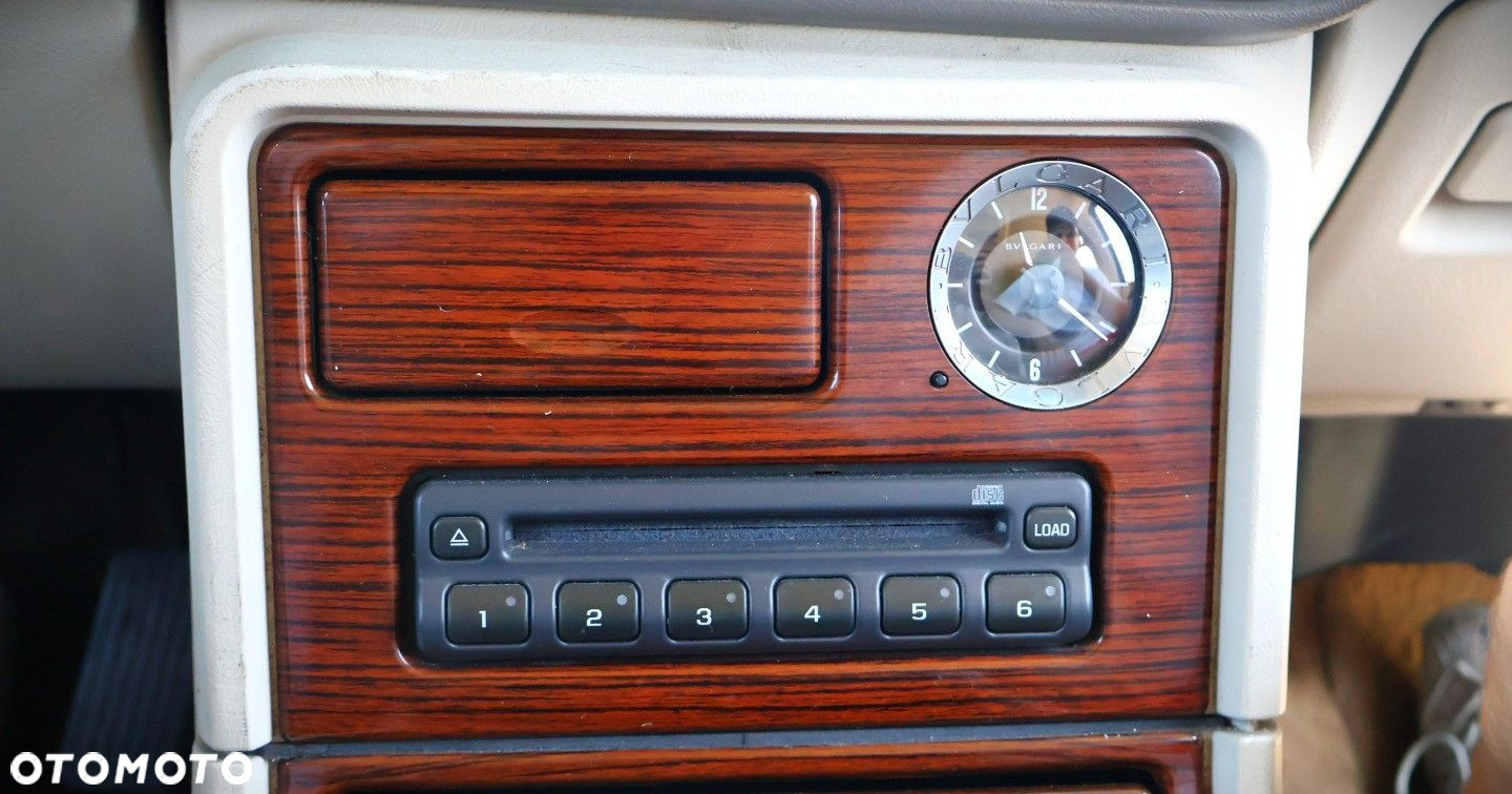 Cadillac Escalade - 22