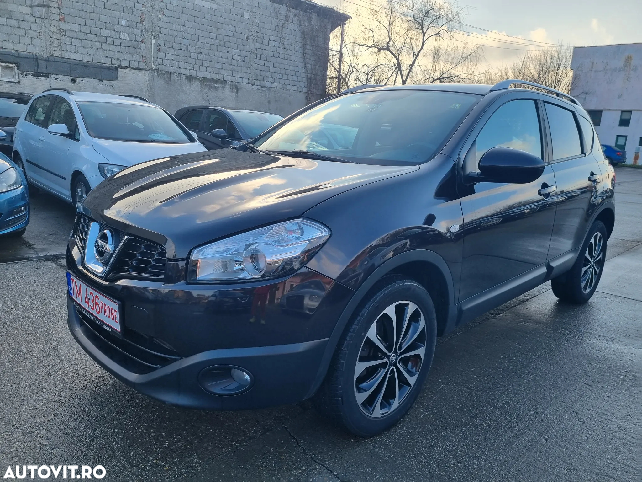 Nissan Qashqai 2.0 DCI 4 x 4 DPF Aut tekna - 18