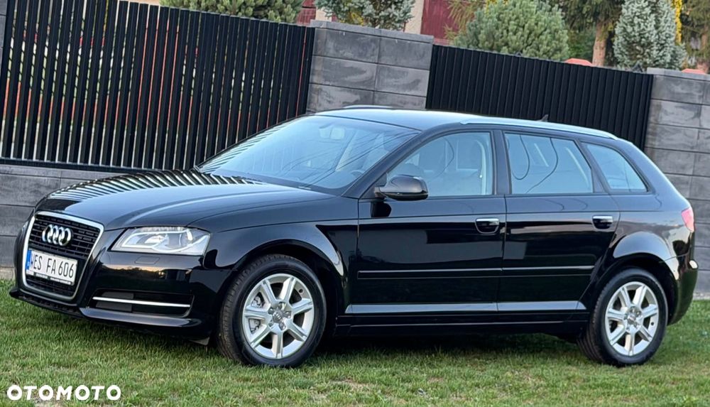 Audi A3 Sportback 2.0 TDI DPF S line Sportpaket - 21