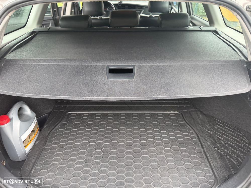 Toyota Auris Touring Sports 1.8 HSD Exclusive +TSS+Navi - 13