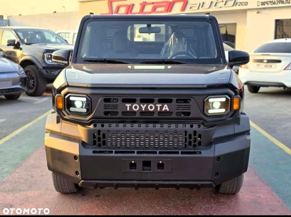 Toyota Hilux - 18