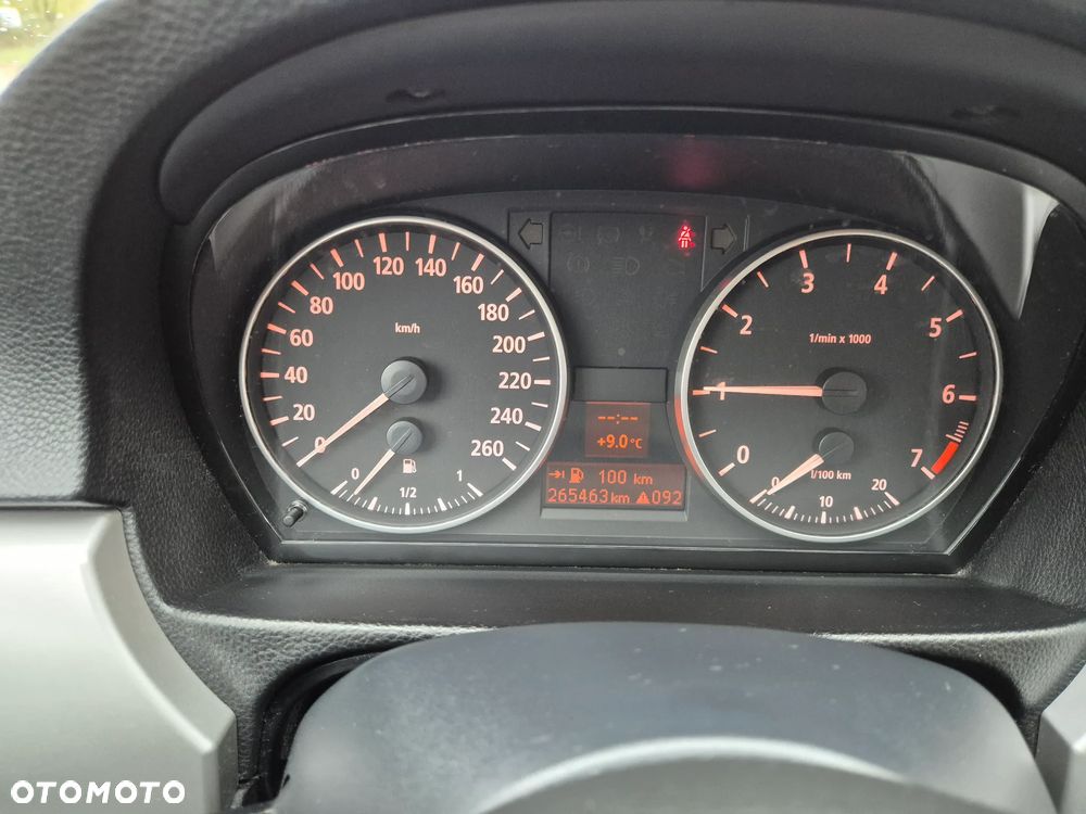BMW Seria 3 320i - 11