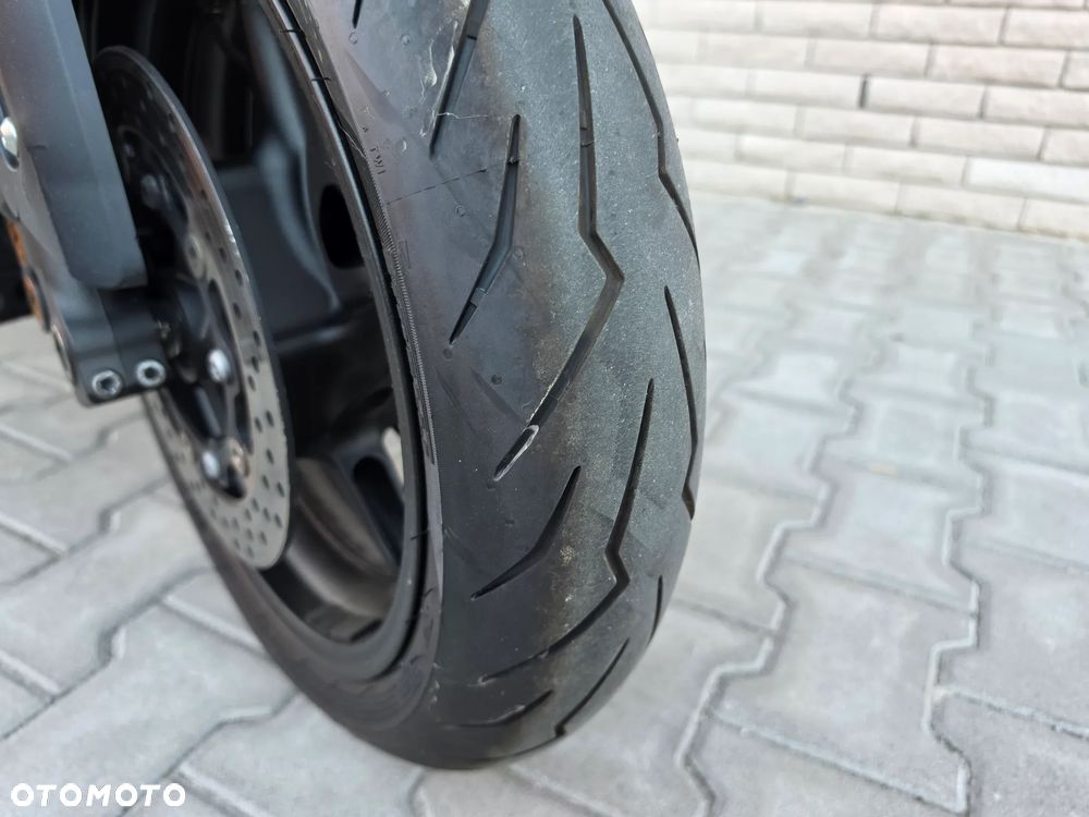 Yamaha Tmax - 9