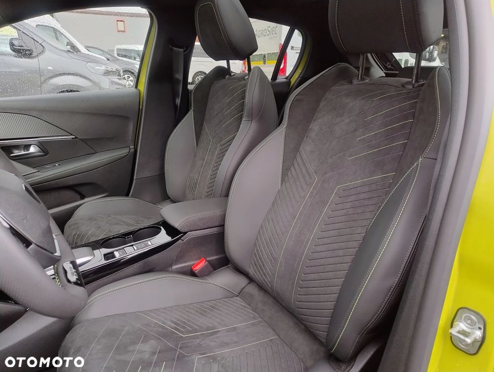 Peugeot 208 - 39