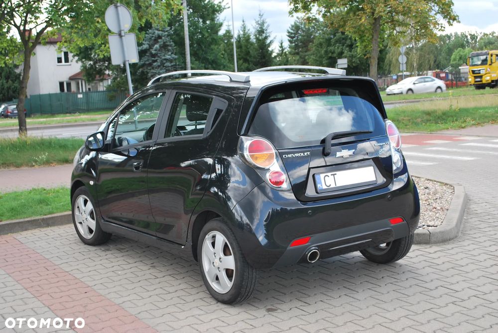 Chevrolet Spark - 2