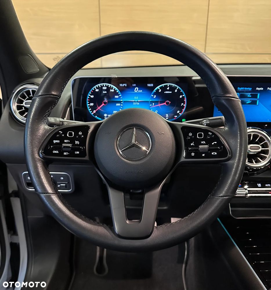 Mercedes-Benz GLB 200 7G-DCT - 10