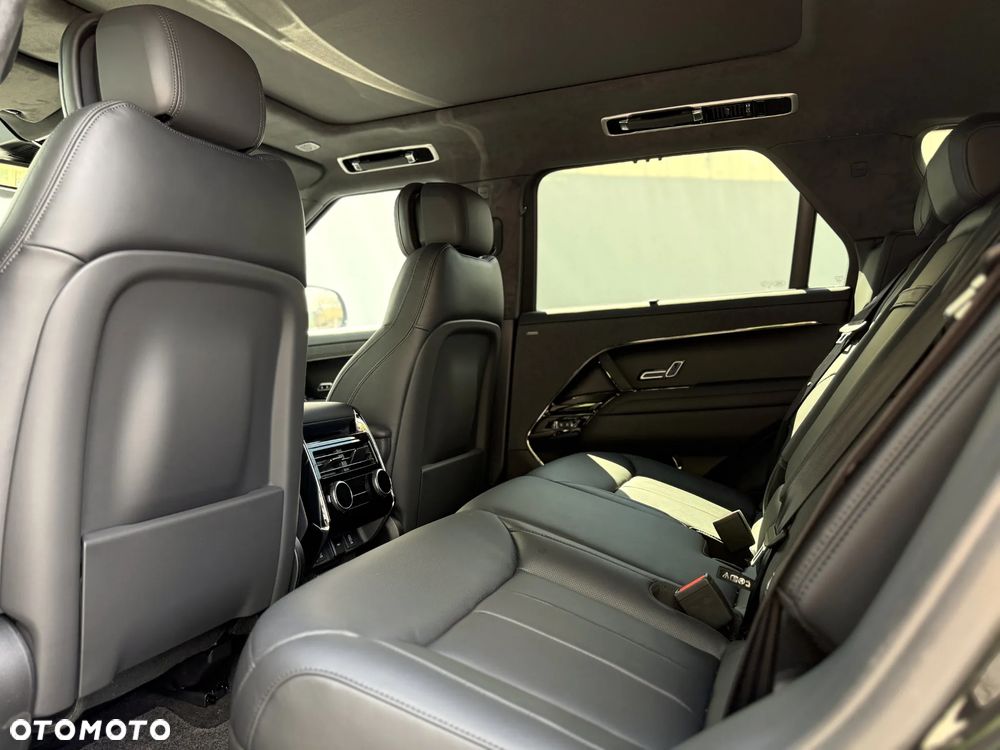 Land Rover Range Rover Sport S 4.4 V8 P530 Autobiography - 9