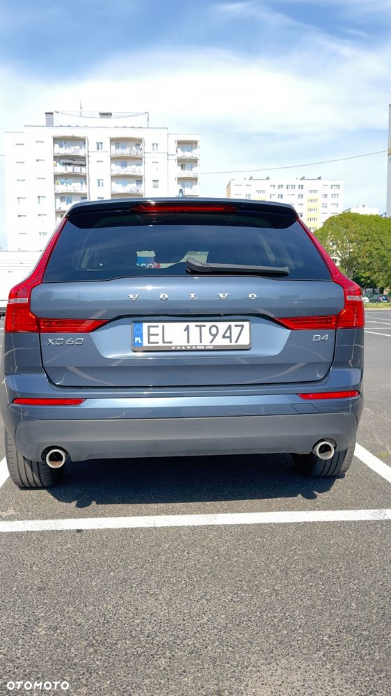 Volvo XC 60 D4 Momentum Pro - 5