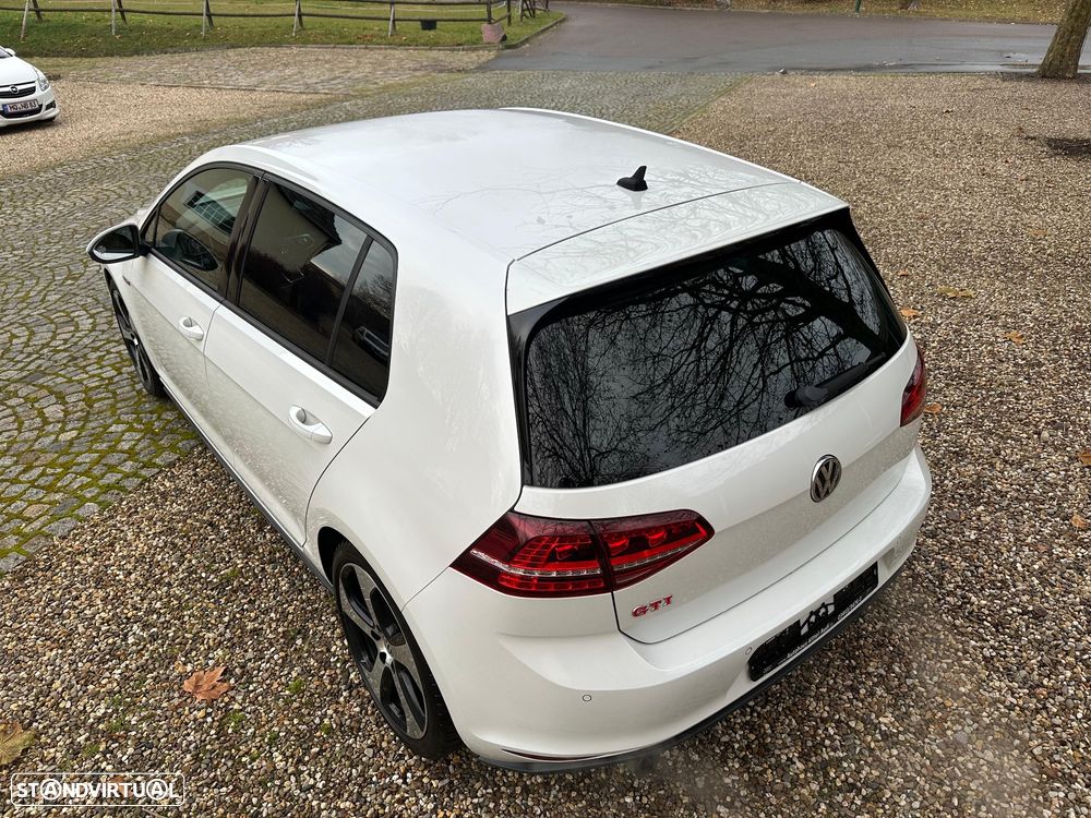 VW Golf 2.0 TSi GTi Performance - 3