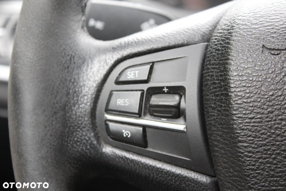 BMW X3 xDrive20d Luxury Line - 28