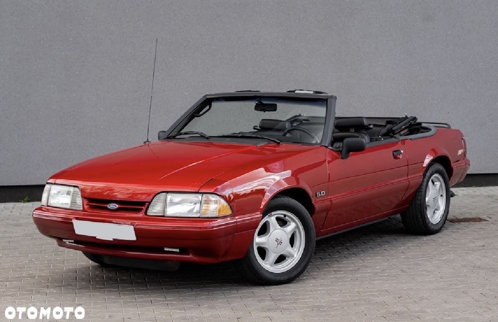 Ford Mustang - 7