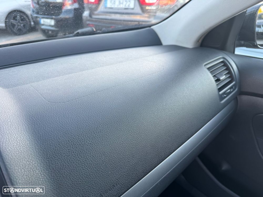 VW Golf Variant 1.9 TDi BlueM Confortline - 20